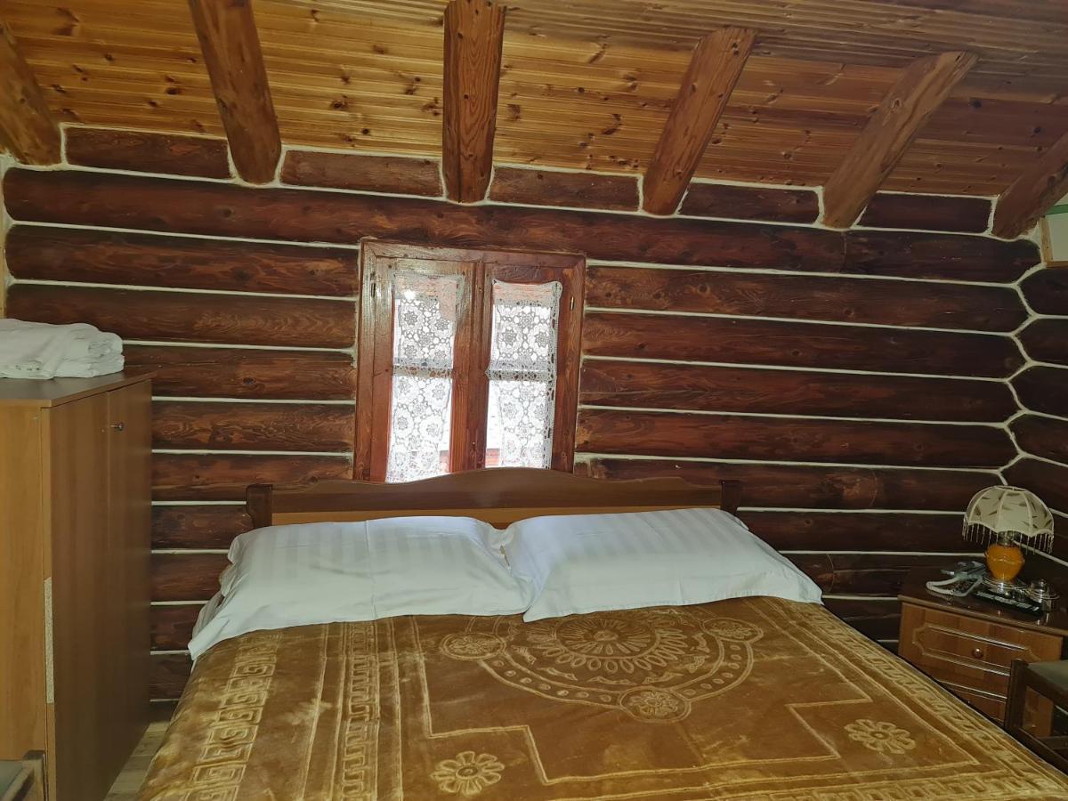 Hotel Sofra Kolonjare Agroturizem Erseke Exterior foto