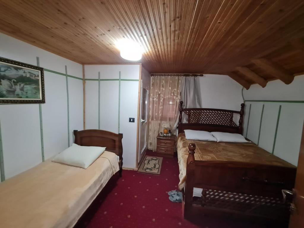 Hotel Sofra Kolonjare Agroturizem Erseke Exterior foto