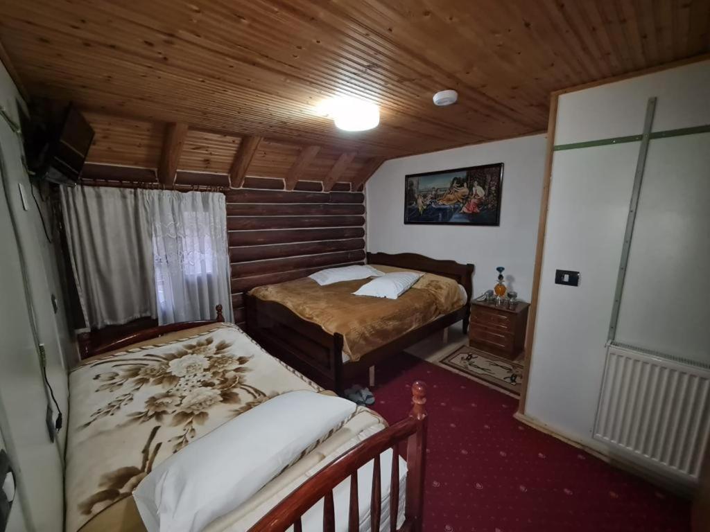 Hotel Sofra Kolonjare Agroturizem Erseke Exterior foto